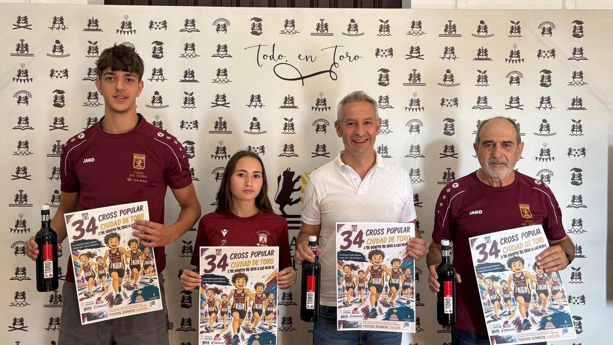 Imagen de la presentación del Cross Popular de Toro 2026.