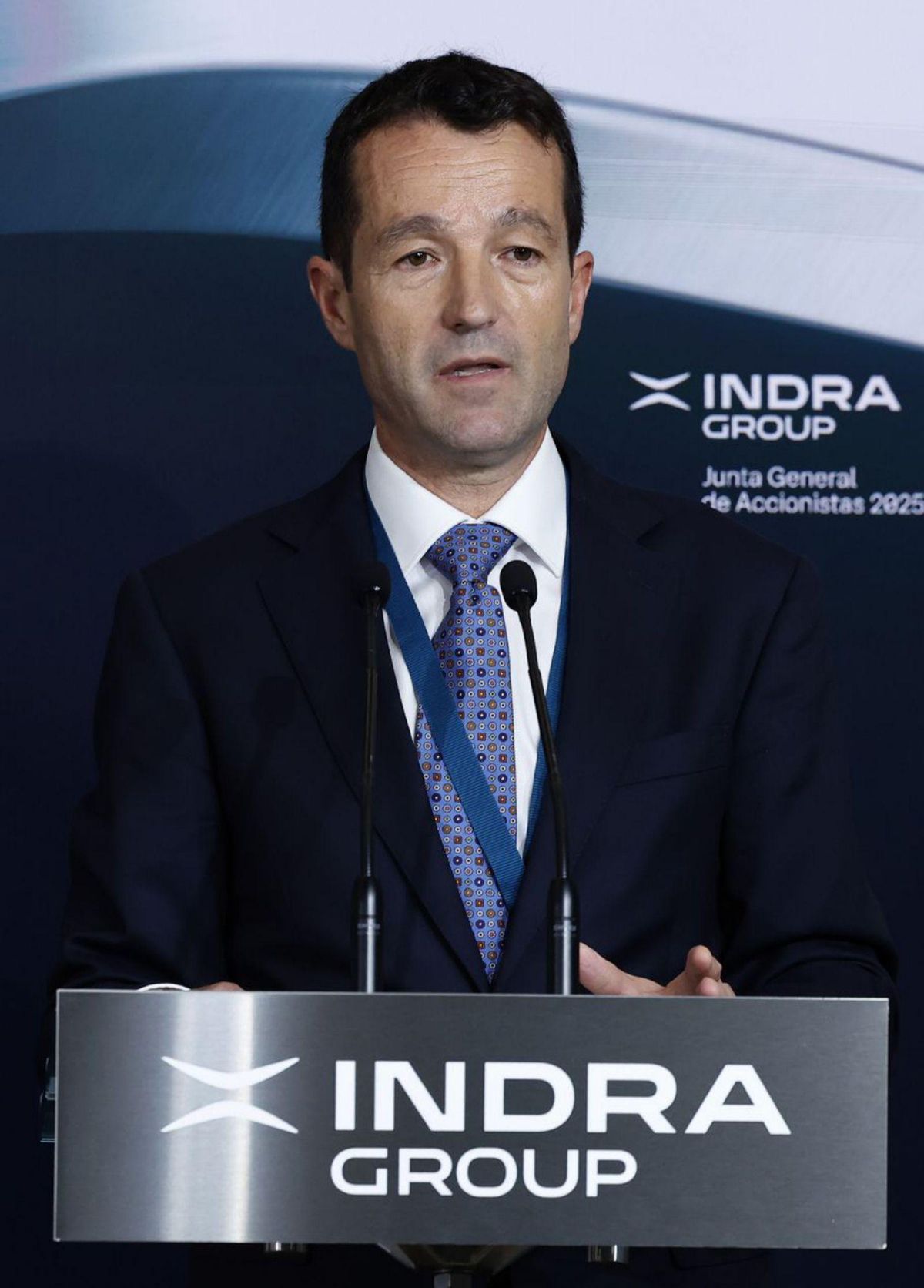 Indra busca una via de consens per evitar un conflicte legal Indra busca una via de consens per evitar un conflicte legal