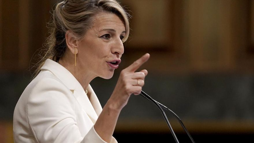 Díaz a Tamames: &quot;Sería conveniente que la Cámara y los españoles supiéramos lo que usted defiende&quot;