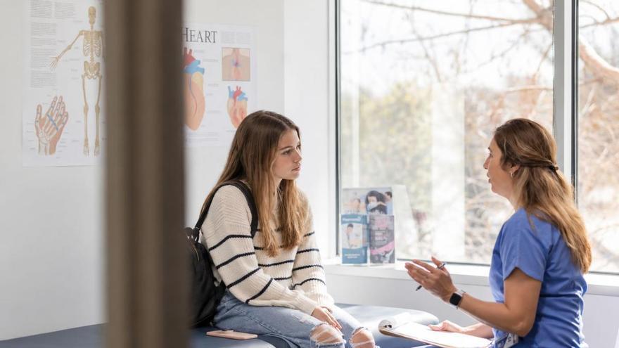 El Colegio de Enfermería de Málaga denuncia que se desaprovecha a las especialistas en Salud Mental