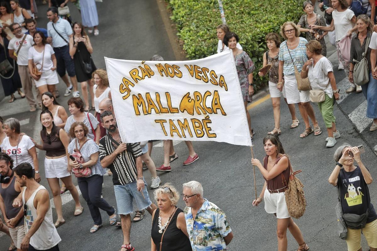 Manifestación 26J Menys Turisme, Més Vida