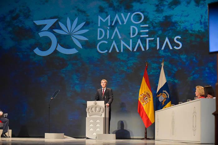 Acto institucional del Día de Canarias. Entrega ...