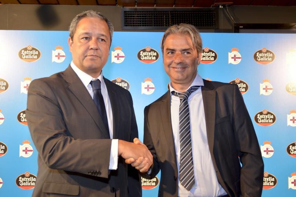 El nuevo entrenador del Deportivo parece rehuir referirse al ascenso como objetivo y prefiere centrarse en "objetivos parciales para poder alcanzar el objetivo final".