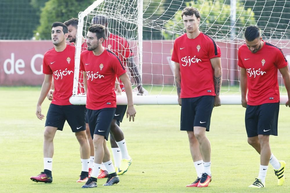 Presentación de Xavi Torres y entrenamiento del Sporting