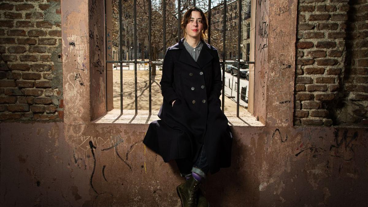 Lucía Lijtmaer, en un jardín cercano a su casa en el centro de Madrid.