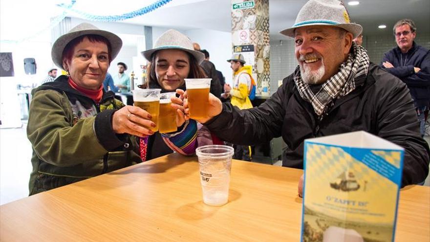 Fiesta de la cerveza en Ronda del Carmen