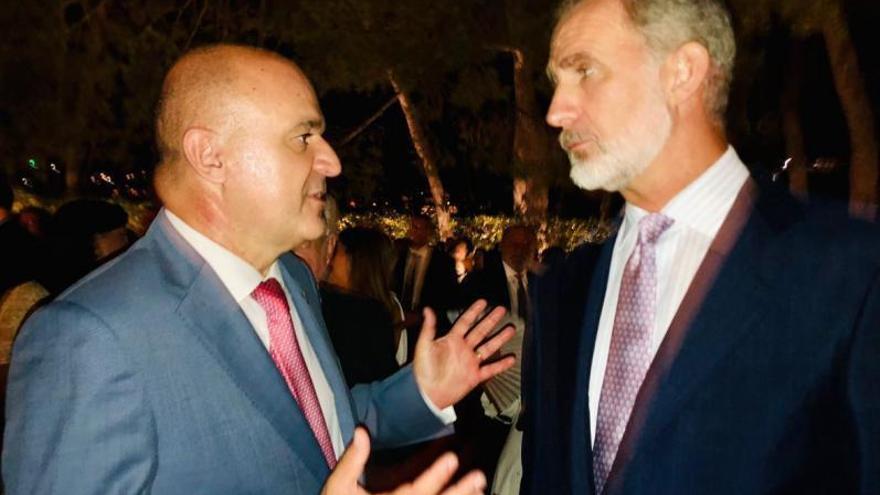 El presidente del Consell de Eivissa con Felipe VI.