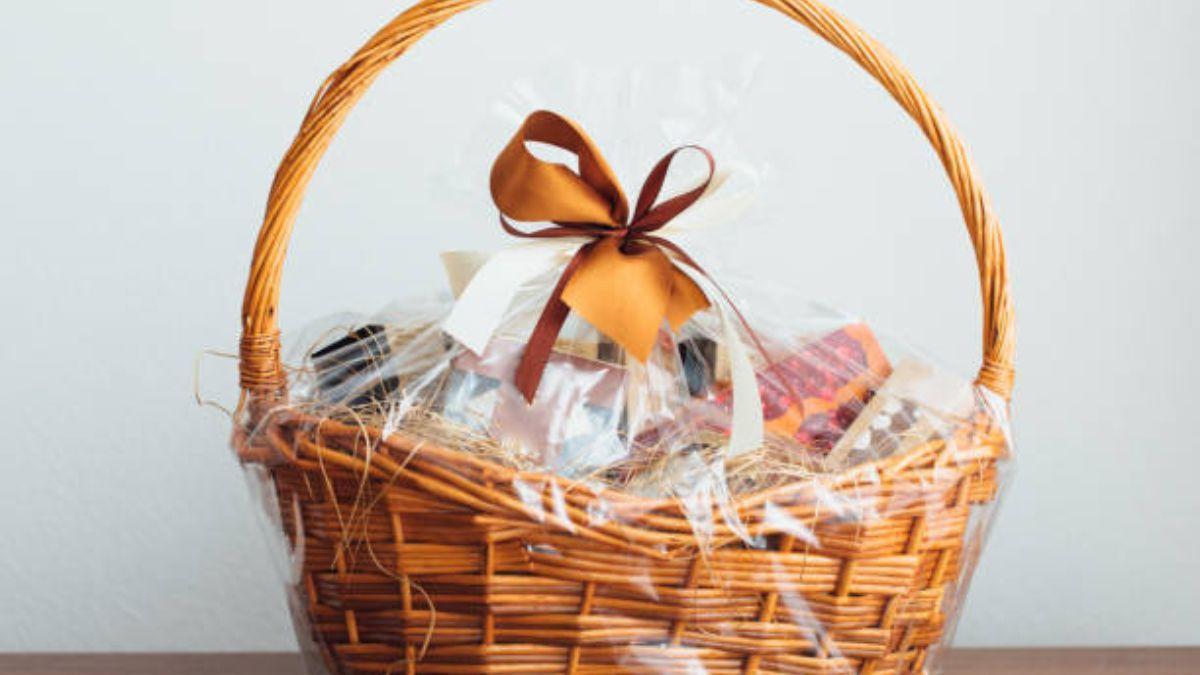 HACIENDA: Las cestas de Navidad también tributan a Hacienda: todo lo que  debes saber si recibes una