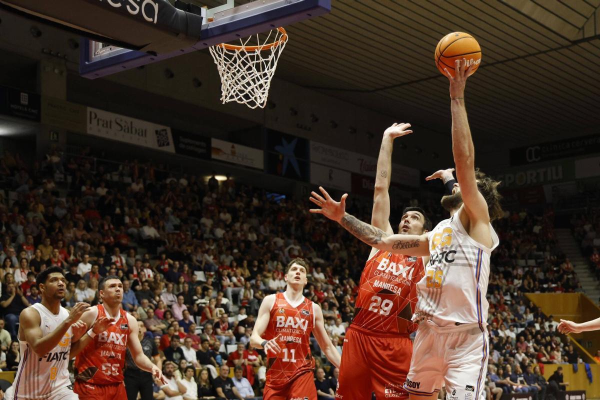 Girona. Pavello de Fontajau. Partit Basquet Girona-Manresa. Lliga ACB. Temporada 2025-2026.