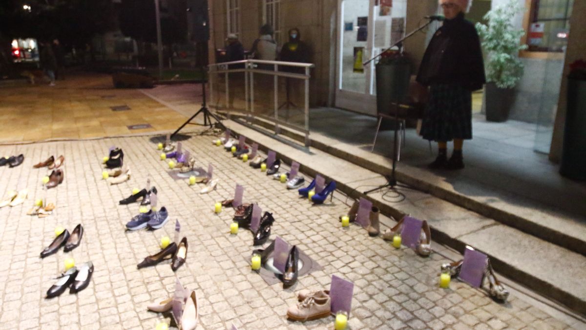 25N: Galicia salió a la calle vestida de morado