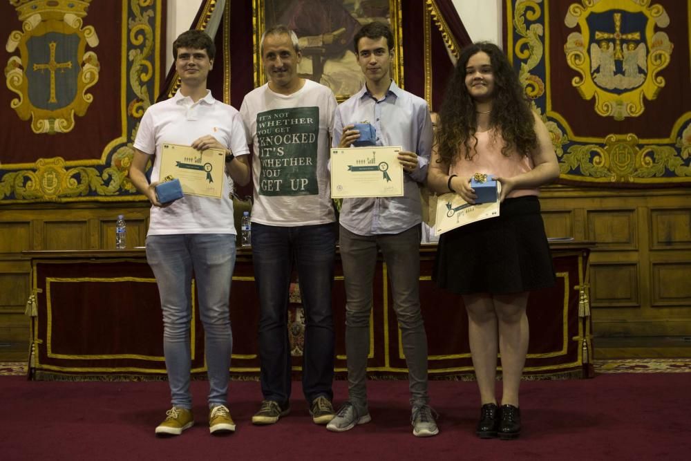 Premio de la fase asturiana de la Incubadora de Sondeos y Experimentos