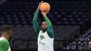 Ibon Navarro descarta a Will Thomas para la semifinal europea contra el UCAM Murcia