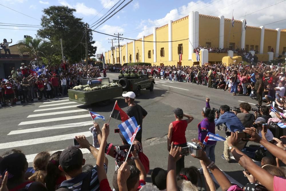 Santiago de Cuba recibe las cenizas de Fidel Castro