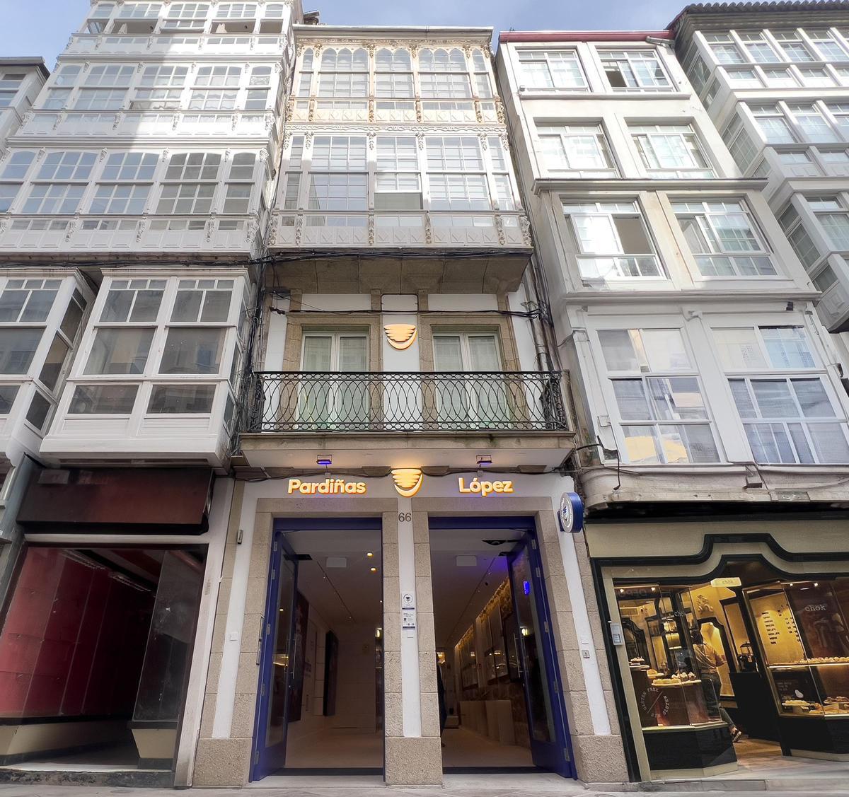 Fachada Clínica Pardiñas.