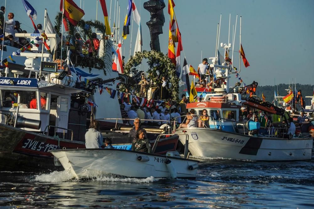 Procesión de la Virgen del Carmen 2017 en Arousa