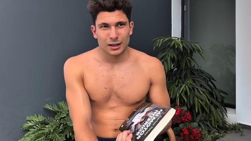 Carlos Tatay presenta su primer libro