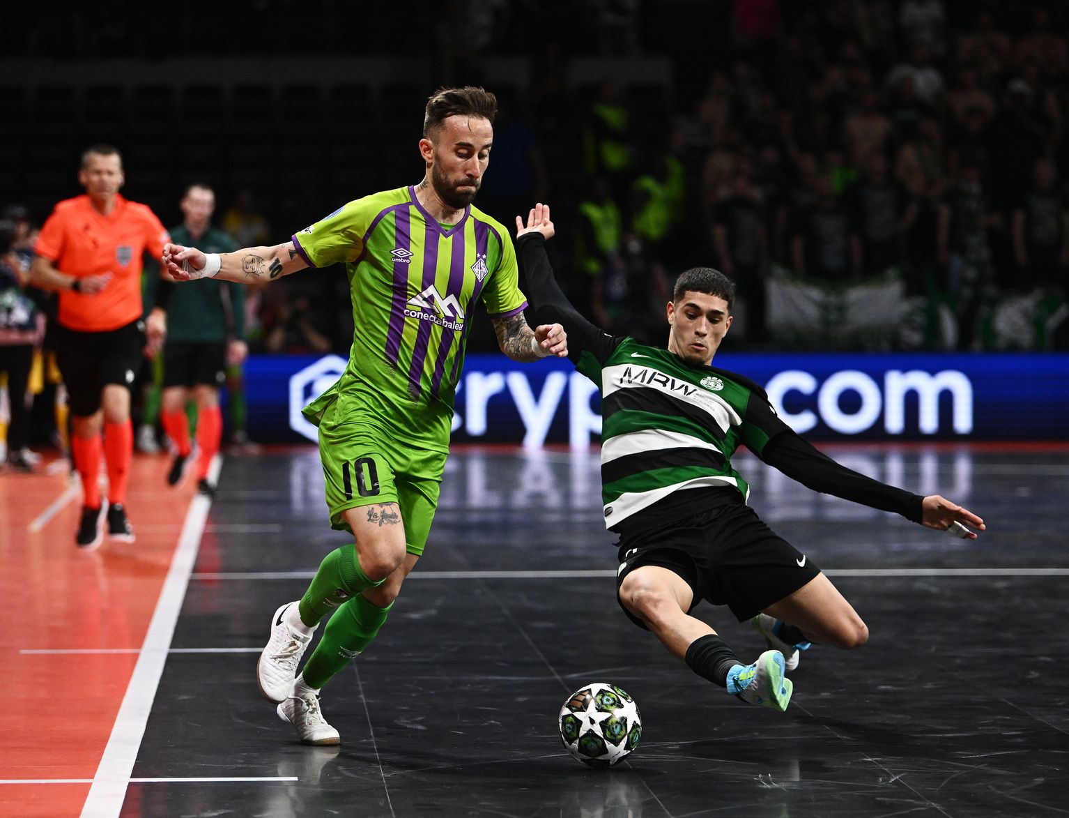 Las imágenes de la victoria del Palma Futsal (0-3) al Sporting que le clasifica a la final de la UEFA Champions Futsal