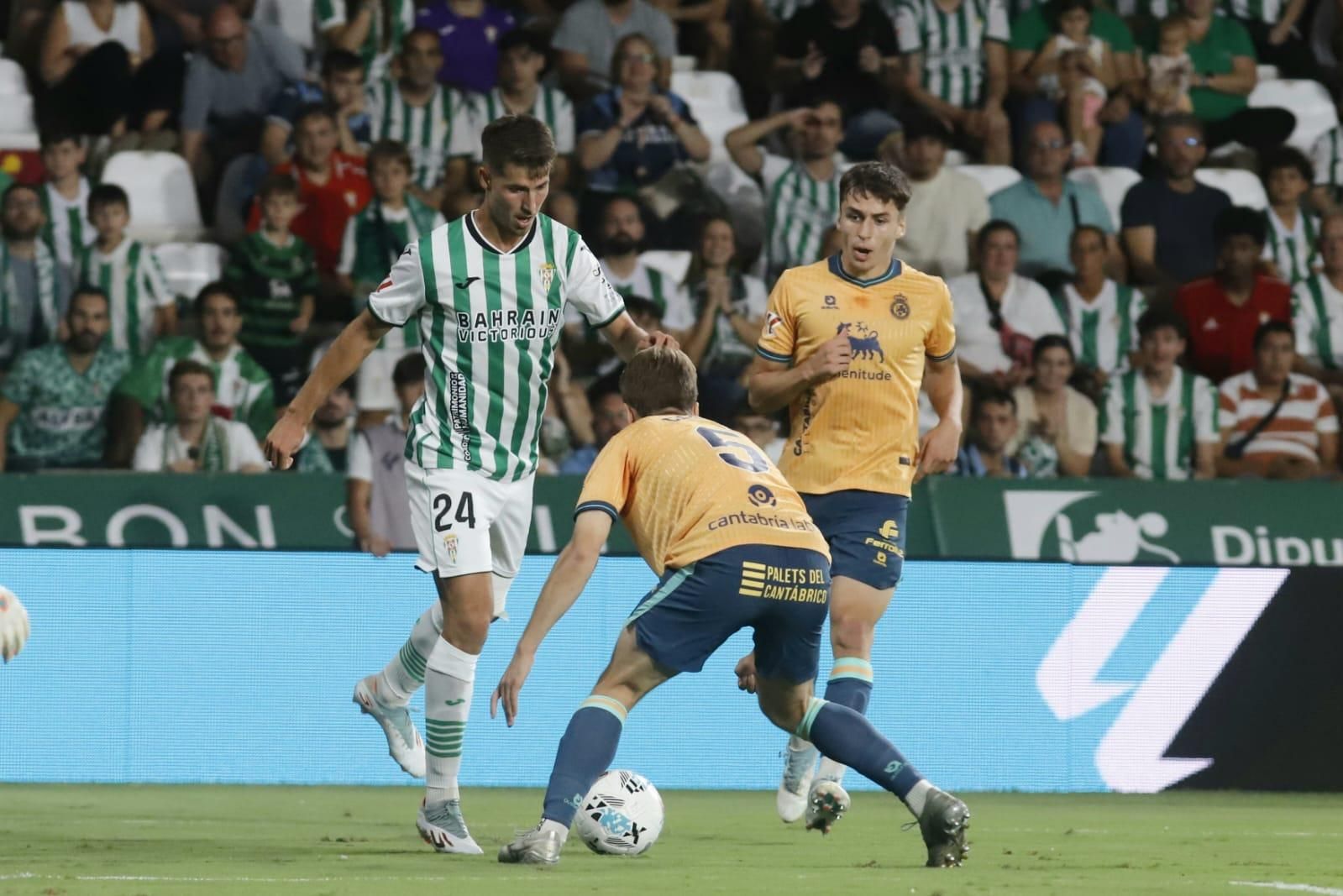Córdoba CF-Racing de Santander | Las imágenes del partido de La Liga Hypermotion