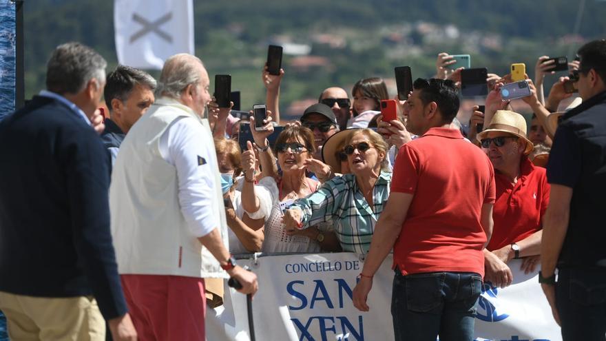 Primeras horas de Juan Carlos I por Sanxenxo