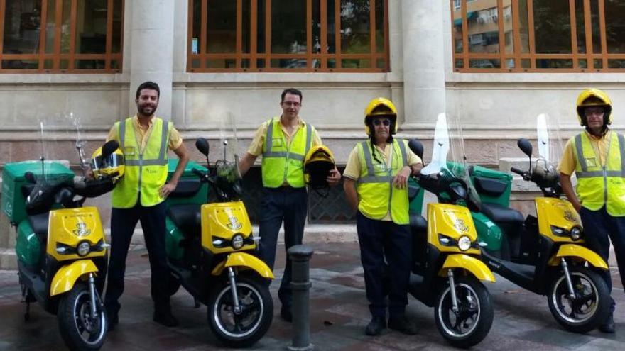 Cuatro motos eléctricas para Correos