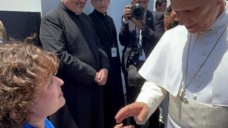 El Papa se reúne con Mariam Falcón, la joven tinerfeña que superó una grave meningitis