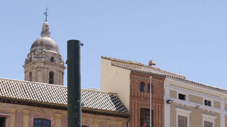 La bandera de España de la plaza de la Constitución.