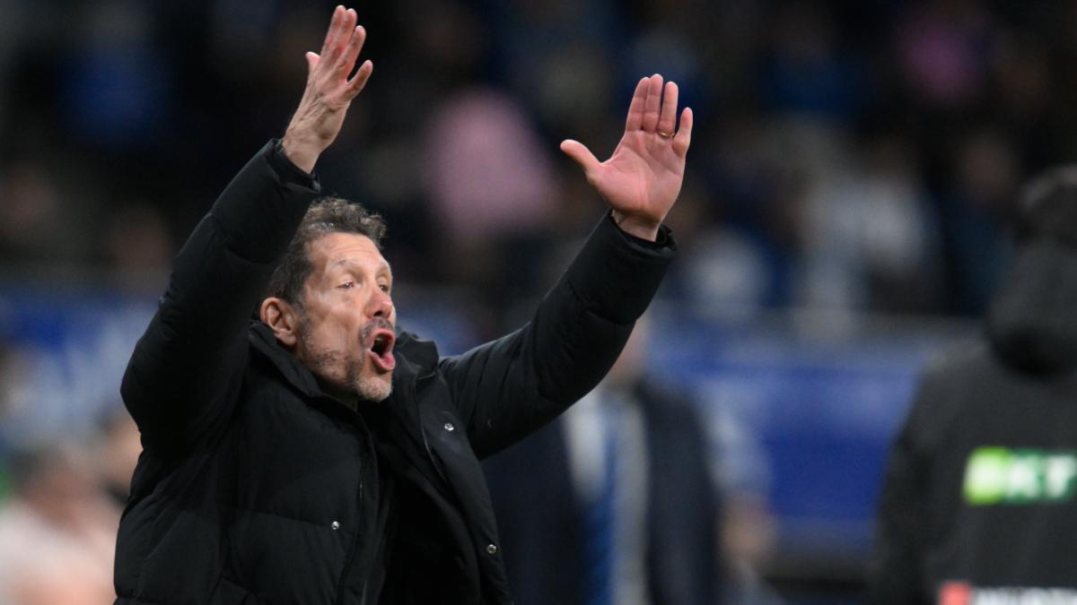 Simeone, en el duelo contra el Oviedo