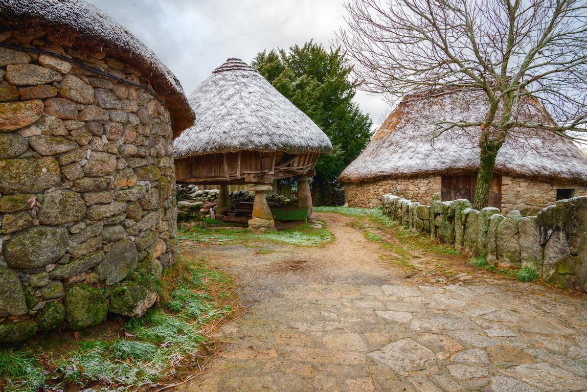 Pallozas de Piornedo, Lugo Pallozas de Piornedo, Lugo