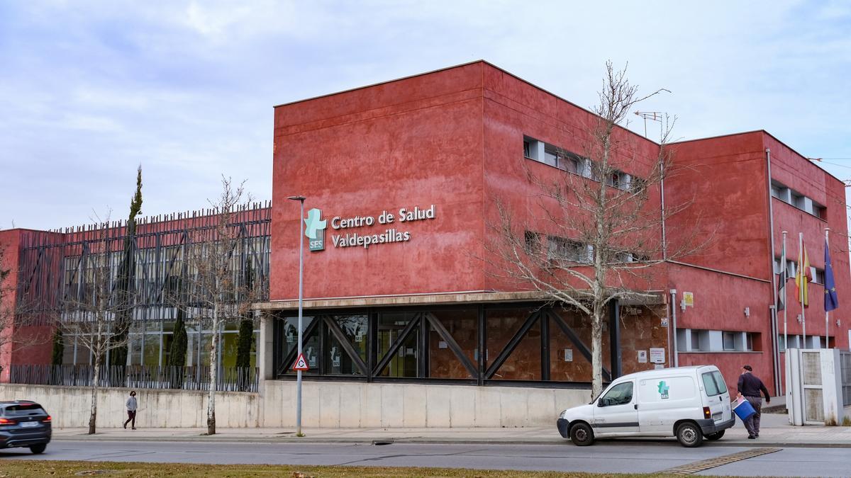 Centro de salud de Valdepasillas, en la avenida Jaime Montero de Espinosa.