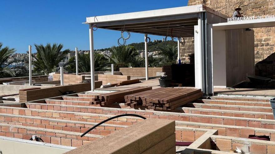 El futuro ‘beach club’ de la terraza de Es Baluard «parece más una claudicación ante los turistas».