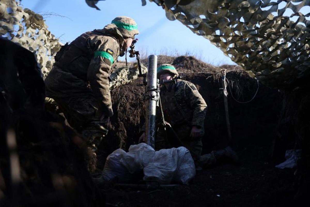 Últimas imágenes de la guerra con frio, destrucción y incerteza en Ucrania