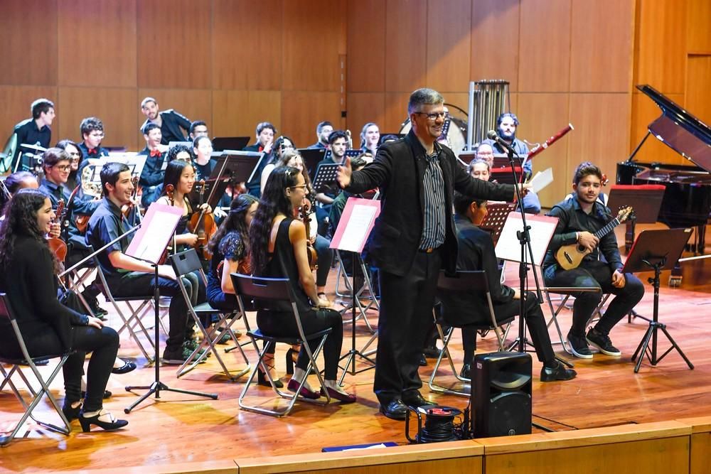 El himno de Canarias suena en El himno de Canarias suena en el Auditorio del Conservatorio Profesional de Música de Las Palmas de Gran Canaria