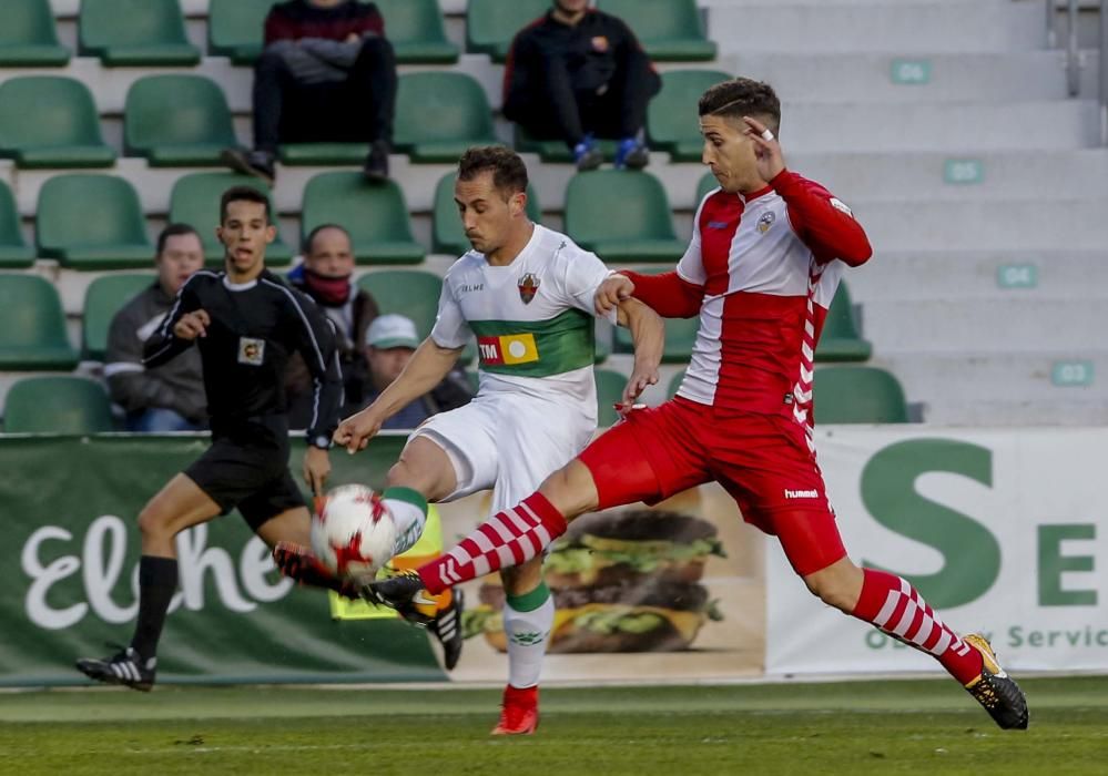 La derrota del Elche ante el Sabadell en imágenes