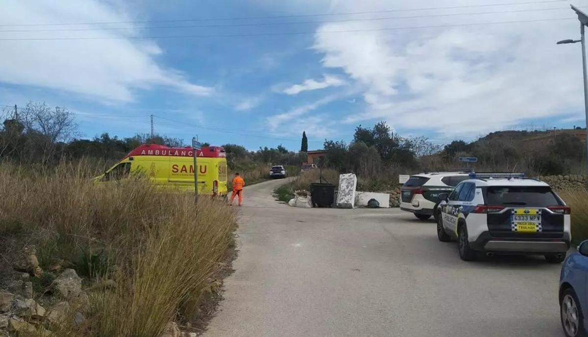 La movilización policial y sanitaria en la zona de la vivienda