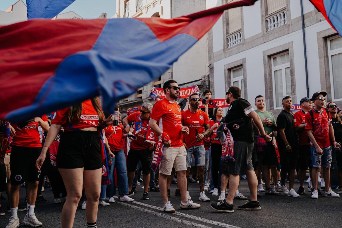 La UD Ourense celebra el ascenso con su ciudad