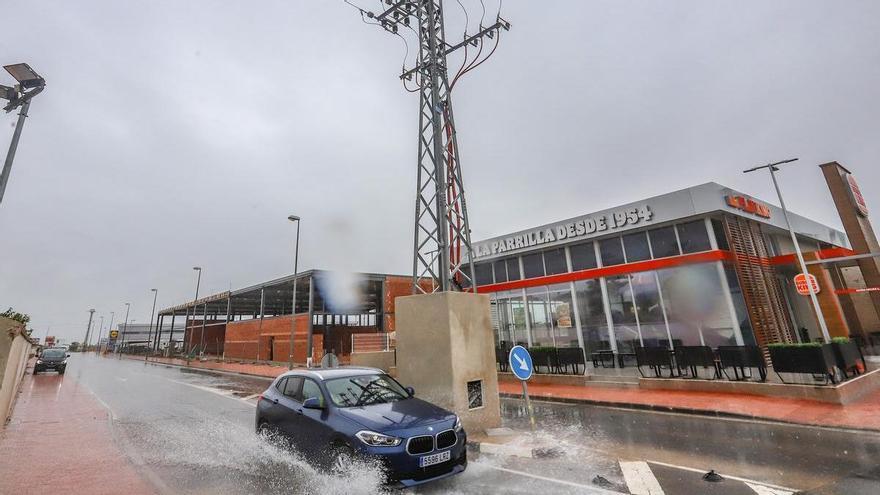 Iberdrola invertirá 1.350.000 € en soterrar cuatro kilómetros de línea de alta tensión en Ciudad Quesada