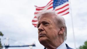 Trump advierte que el alto el fuego es increíblemente frágil tras la respuesta de Irán