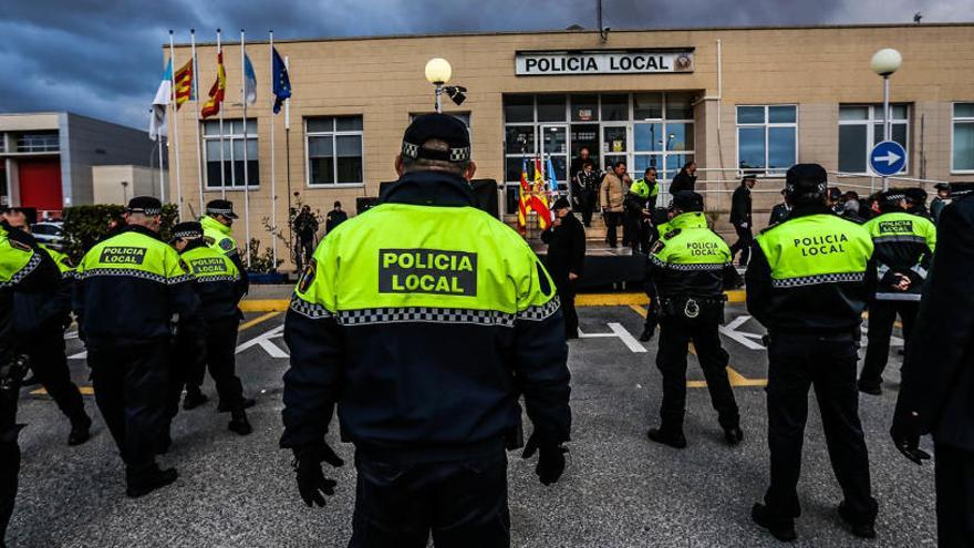 Imagen de archivo de una celebración del día del patrón en la Policía Local de Torrevieja