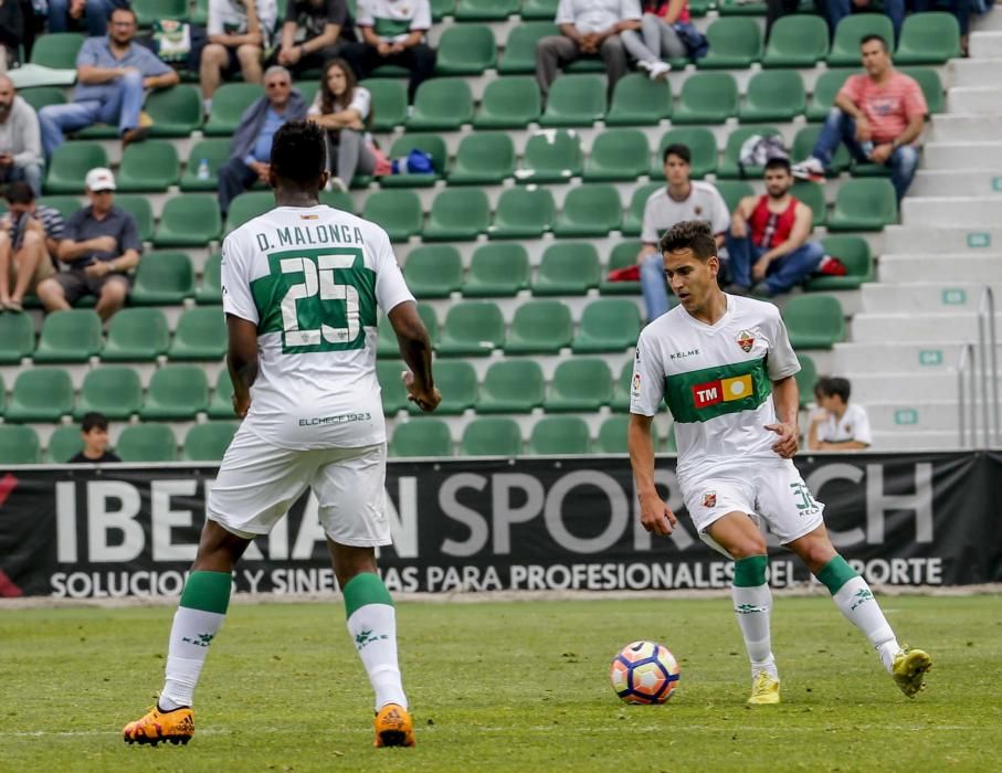 El Elche se queda sin fútbol y cae ante un Numancia muy superior