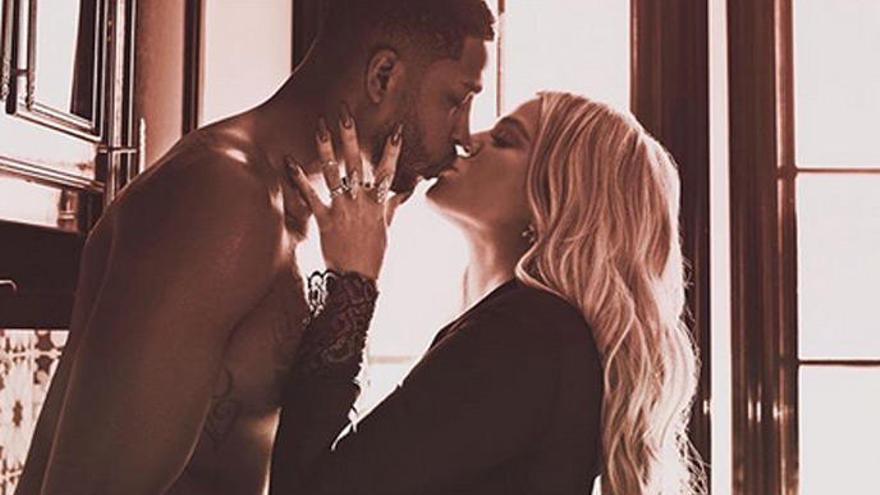 Khloé Kardashian con su pareja, al jugador de la NBA Tristan Thompson.