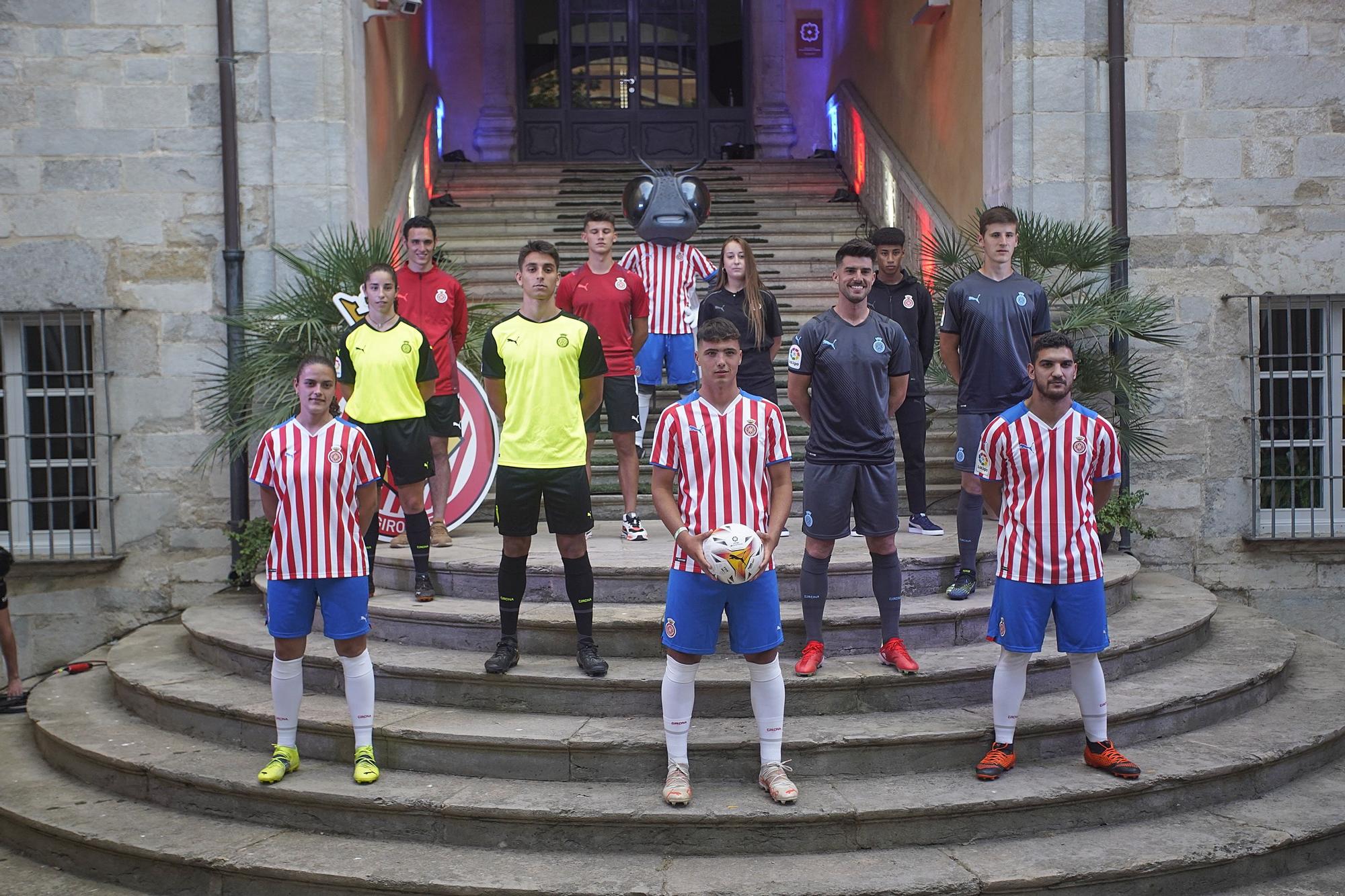 El Girona presenta les equipacions per la temporada 2021-22