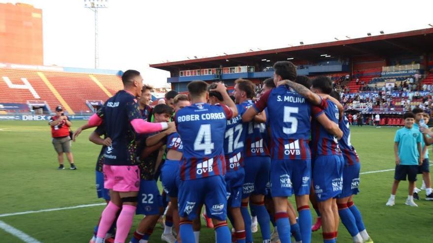 ‘Rodrigol’ da el primer triunfo al Extremadura