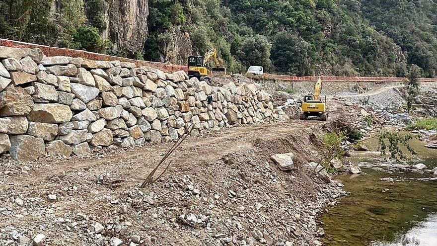 Arrenca la reparació dels danys causats pel «Gloria» a la carretera del pantà de Susqueda