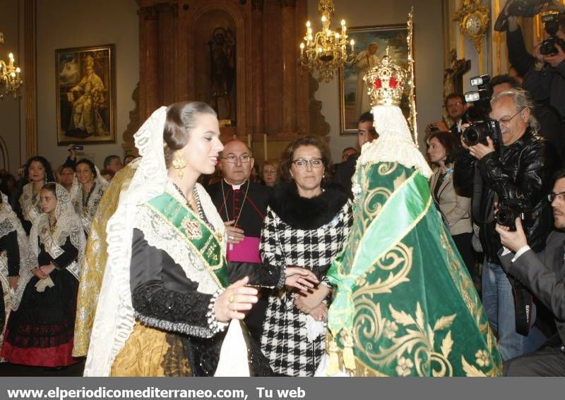 Galería de fotos --  La Ofrenda de Flores pudo con el frío y el viento