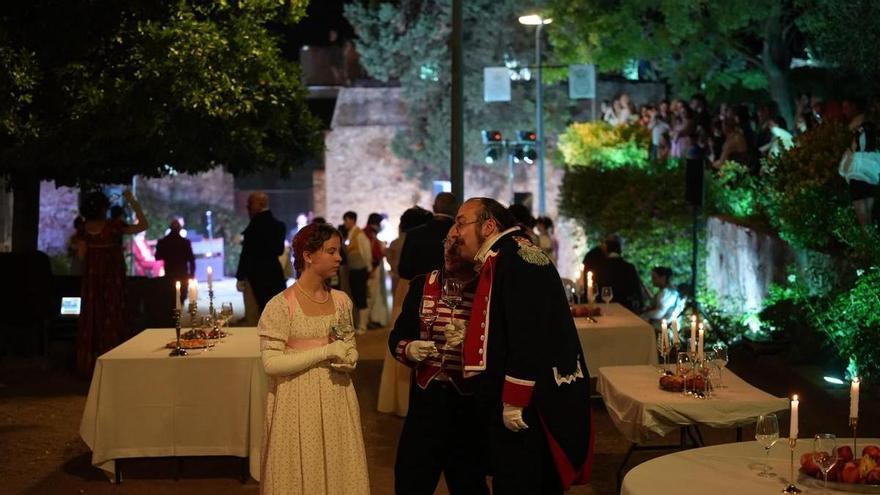 Badajoz viaja a 1809 con la recreación histórica del Baile de la Alianza