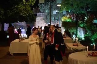Badajoz viaja a 1809 con la recreación histórica del Baile de la Alianza