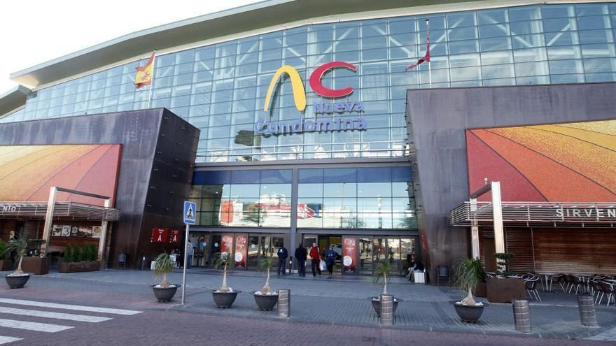 ¿Qué tiendas, supermercados y centros comerciales abren este puente del Día de la Región?