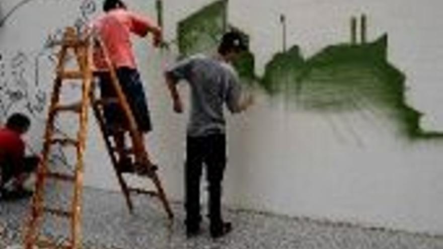 Tiro al blanco con un spray