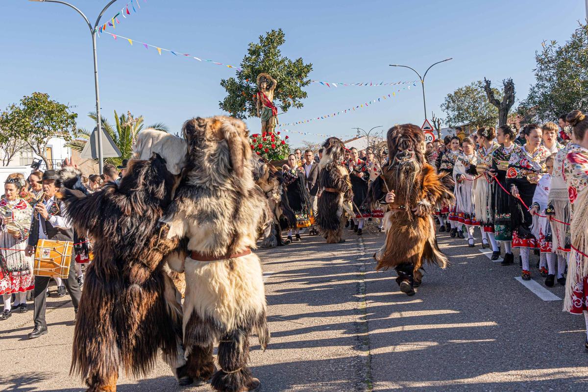 Las Carantoñas de Acehúche.