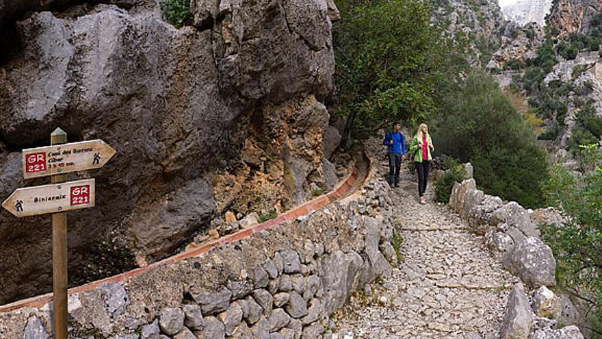 La Ruta de la Pedra en Sec es un itinerario patrimonial por la Serra de Tramuntana.